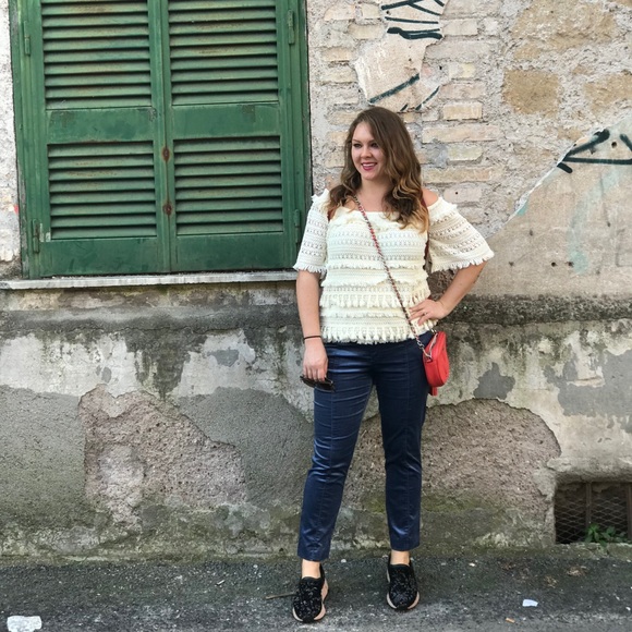Meet your Posher, Anastassia - Picture 1 of 1